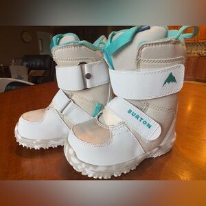 Burton Mini Grom Kids Snowboard Boots Size 12C with Room to Grown up 1 Size